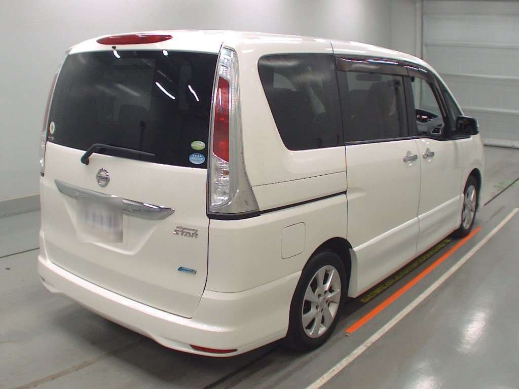 2011 Nissan Serena FC26[1]