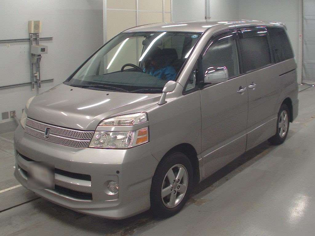 2005 Toyota Voxy AZR60G[0]