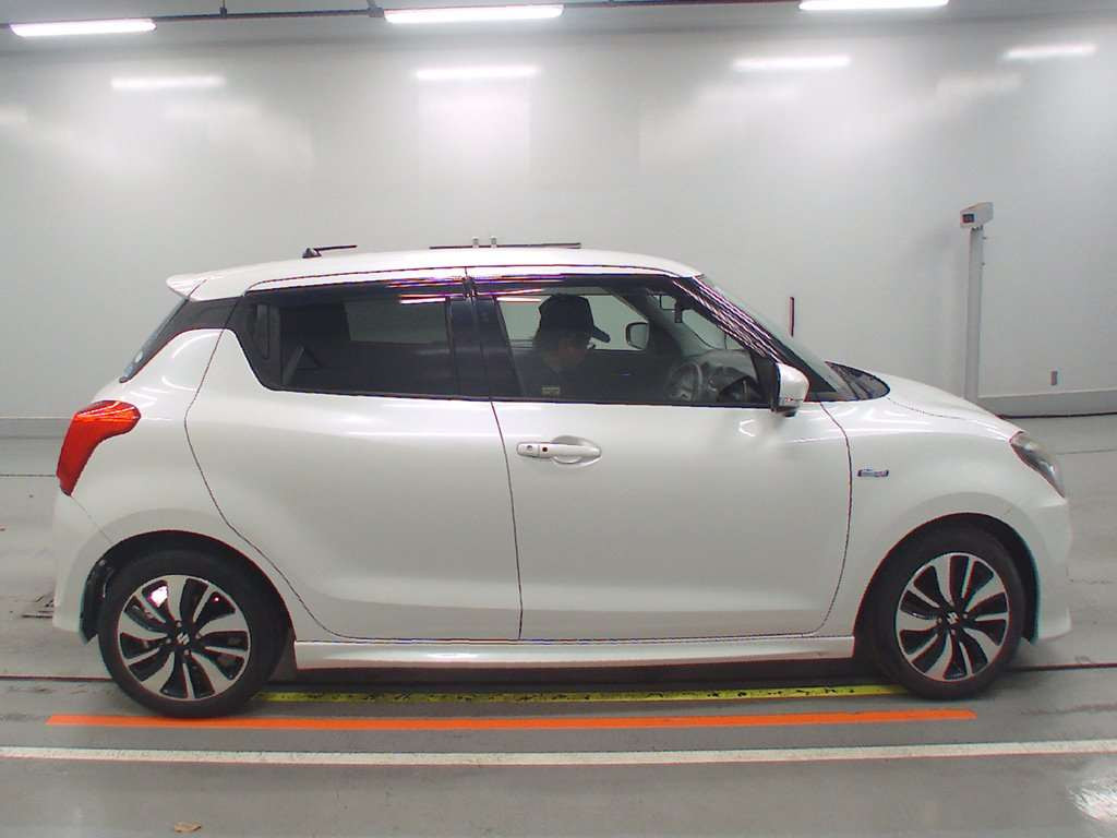 2017 Suzuki Swift ZC53S[2]