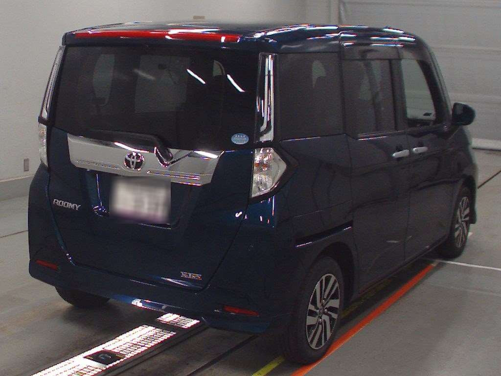 2021 Toyota Roomy M900A[1]