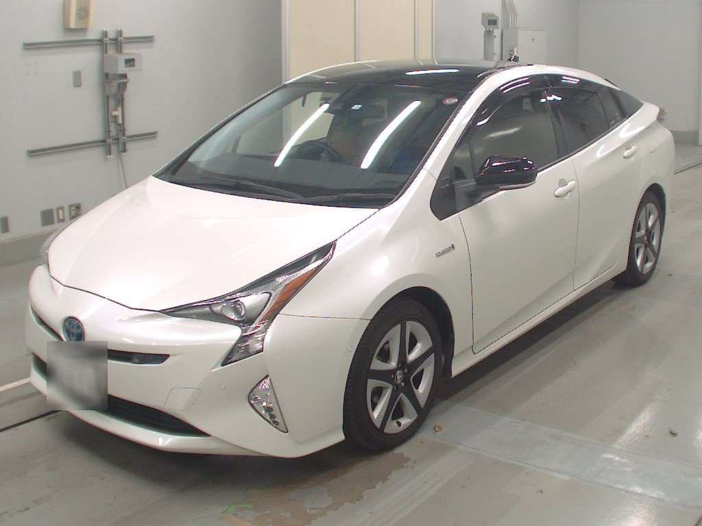 2018 Toyota Prius ZVW50[0]