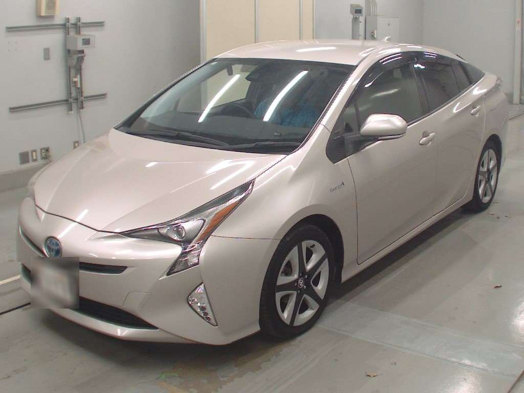 2016 Toyota Prius ZVW50[0]