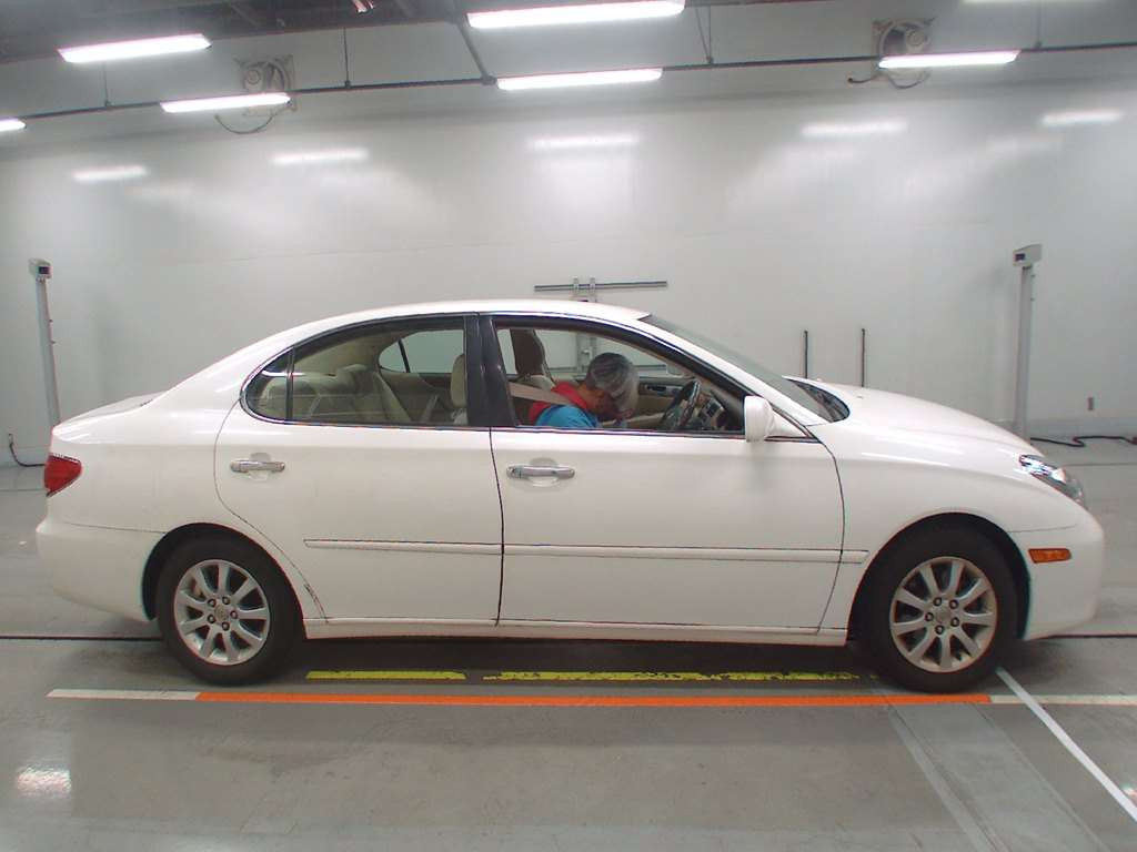 2005 Toyota Windom MCV30[2]