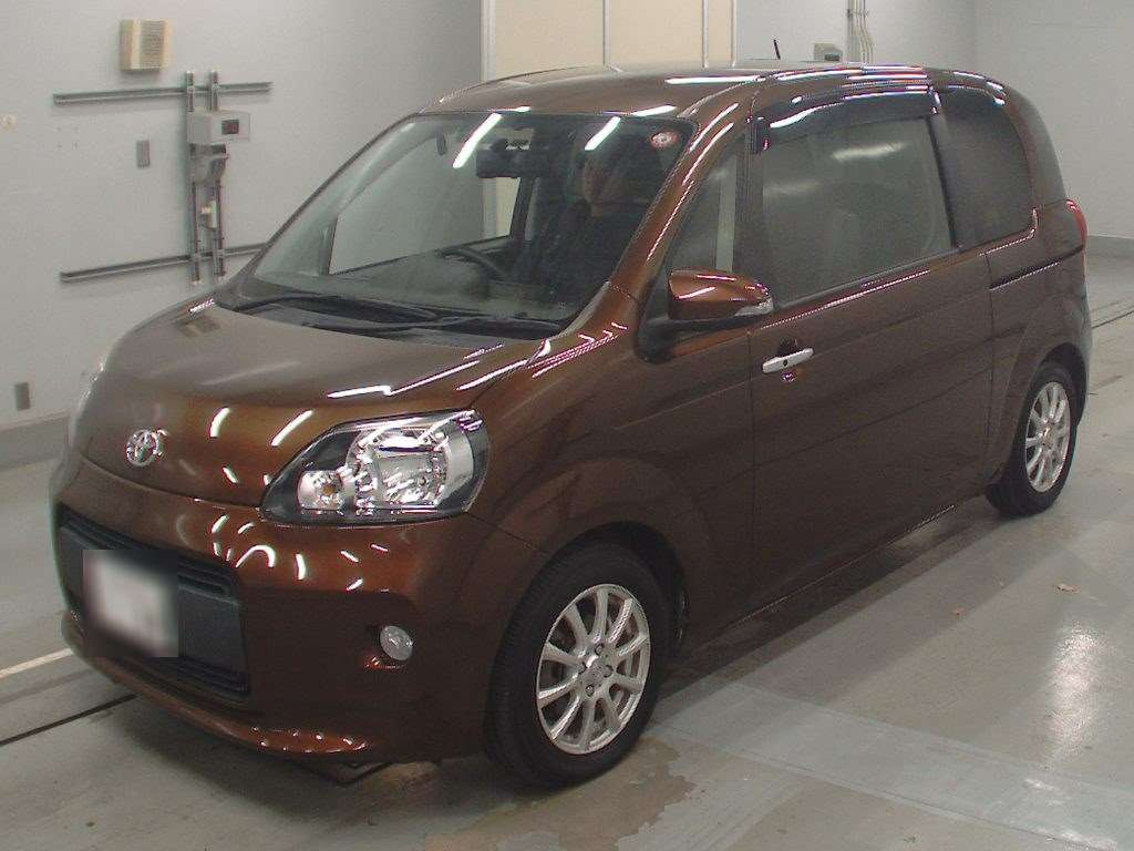 2014 Toyota Porte NCP141[0]