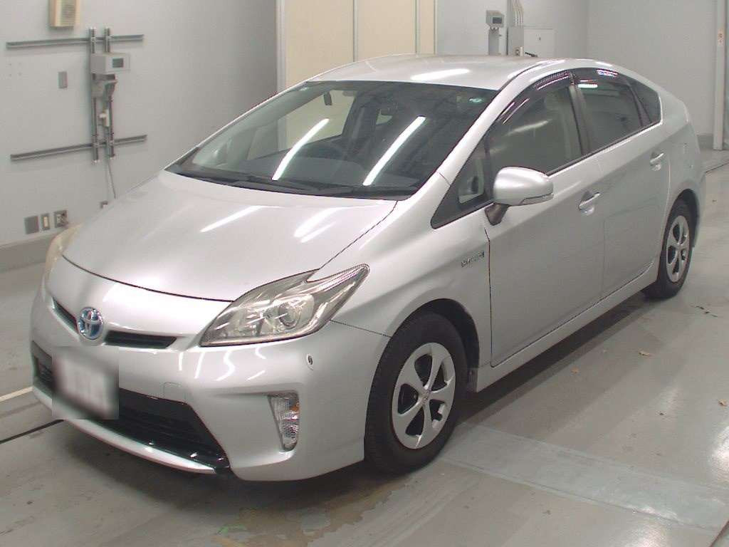 2013 Toyota Prius ZVW30[0]