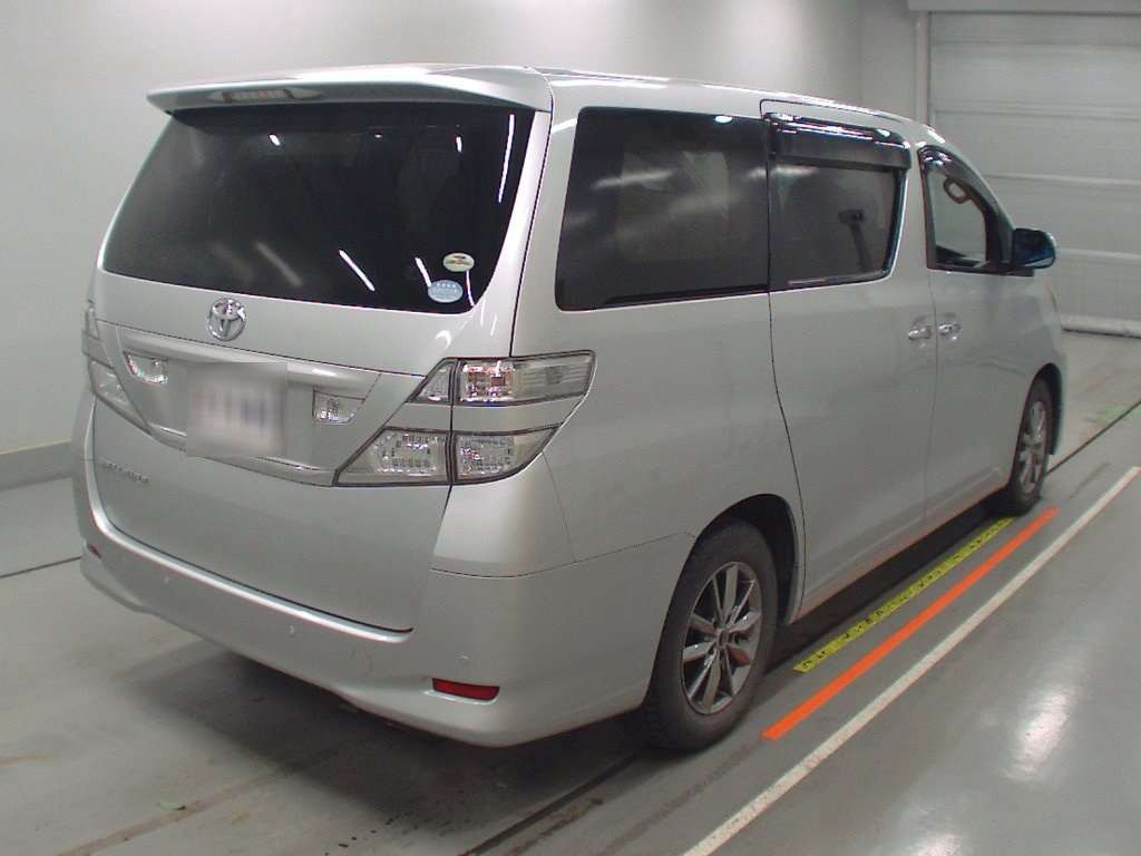 2009 Toyota Vellfire ANH20W[1]