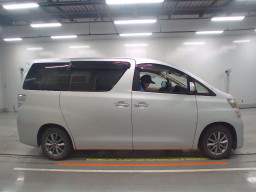 2009 Toyota Vellfire