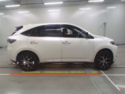 2016 Toyota Harrier