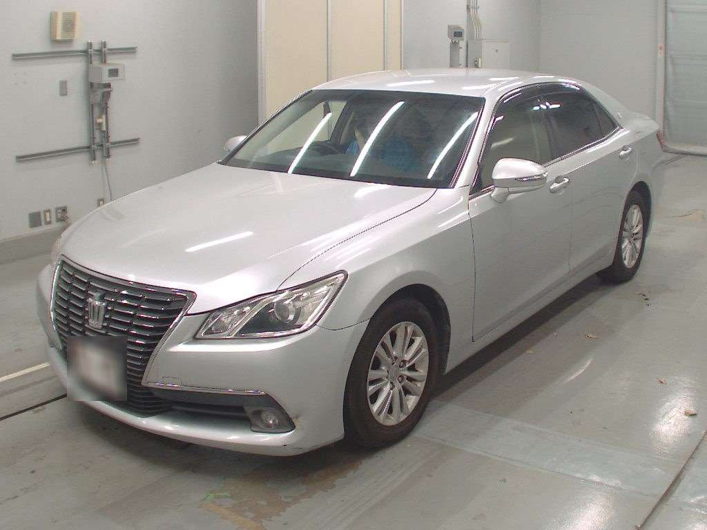 2014 Toyota Crown GRS210[0]