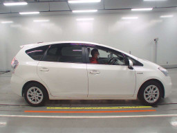 2011 Toyota Prius alpha