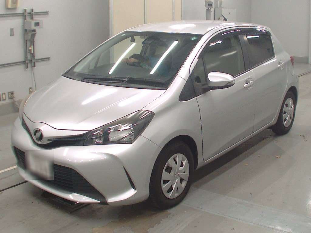 2015 Toyota Vitz NSP130[0]