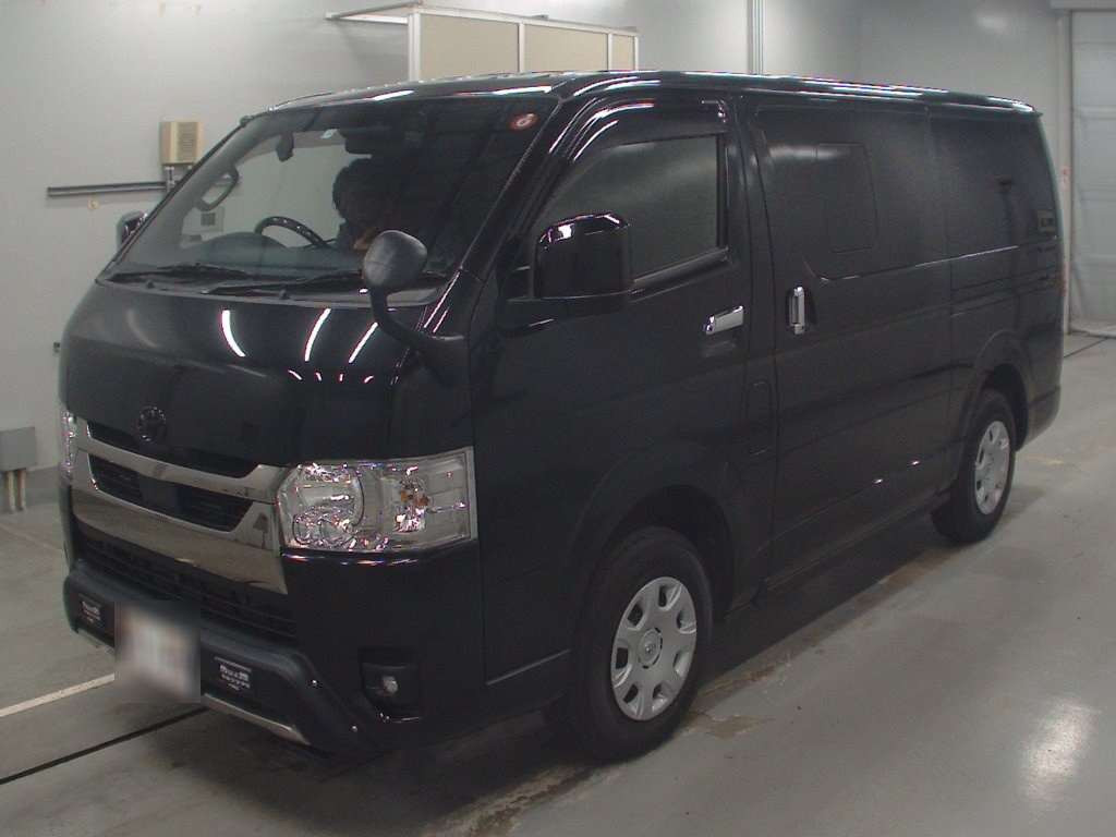 2022 Toyota Hiace Van GDH206V[0]