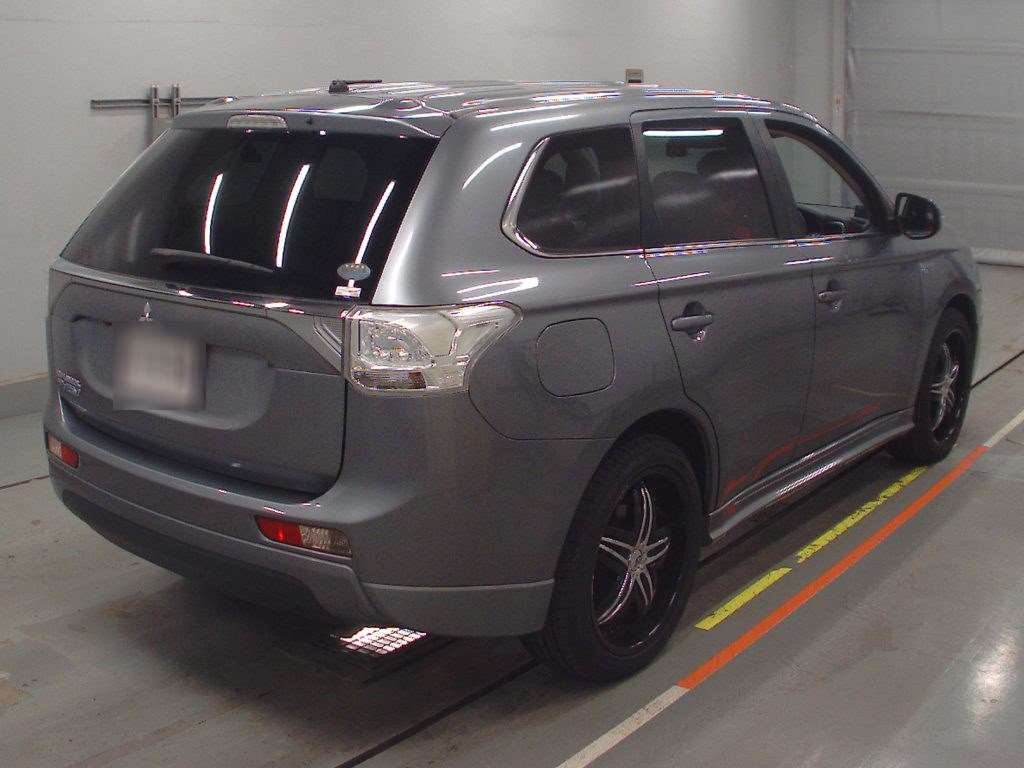 2014 Mitsubishi Outlander PHEV GG2W[1]