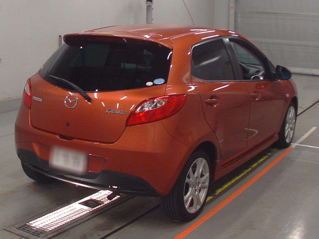 2010 Mazda Demio DE5FS[1]