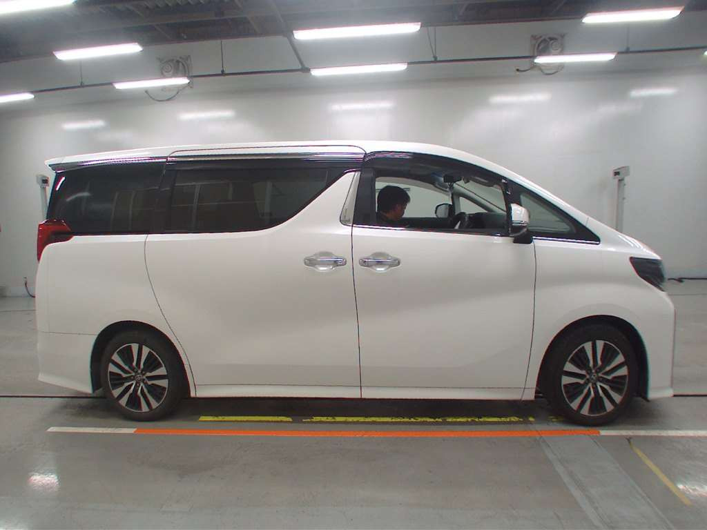 2021 Toyota Alphard AGH30W[2]