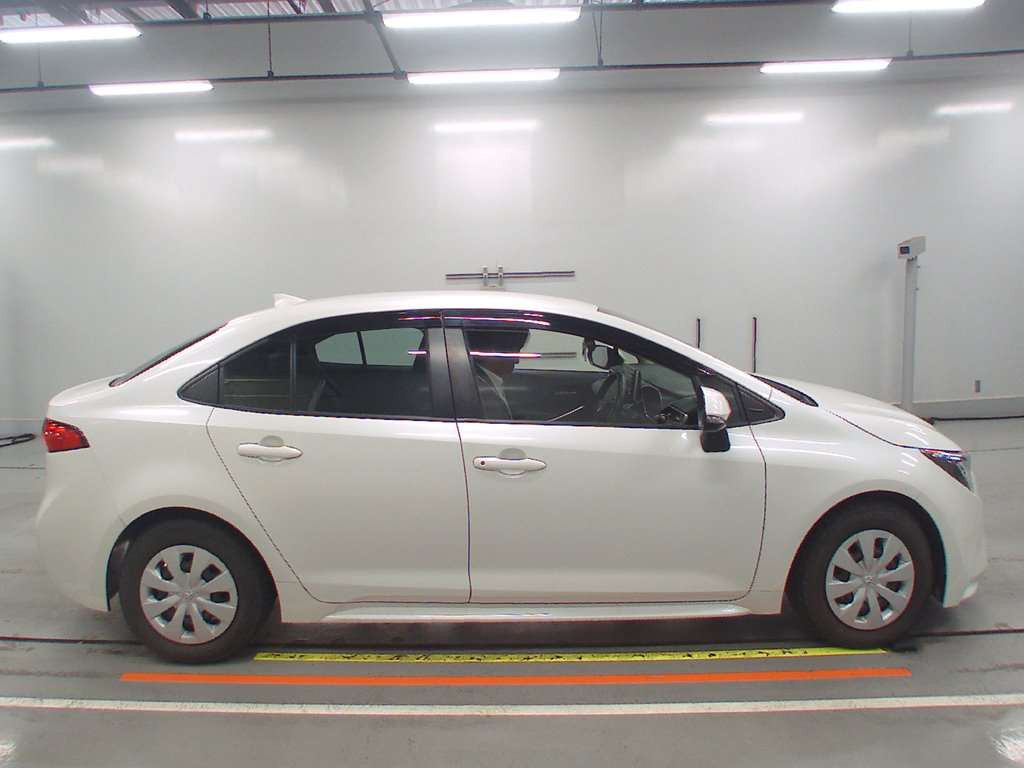 2021 Toyota Corolla Sedan ZRE212[2]