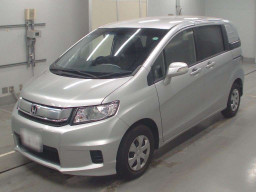 2014 Honda Freed Spike