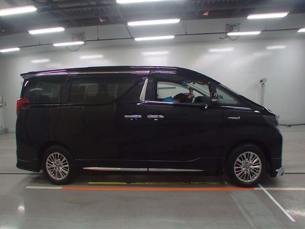 2020 Toyota Alphard Hybrid AYH30W[2]