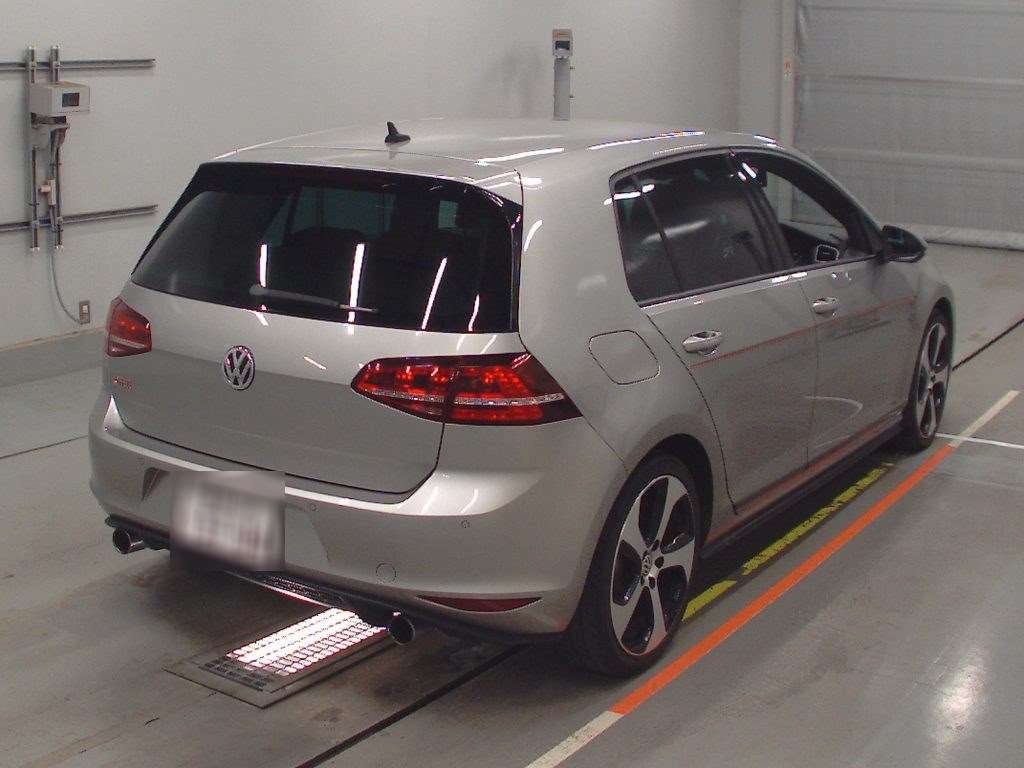 2014 Volkswagen GOLF GTI AUCHH[1]