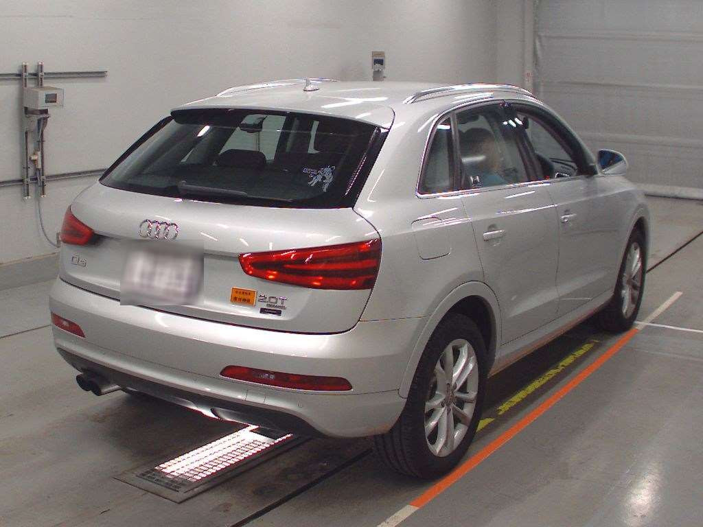 2012 Audi Q3 8UCPSF[1]