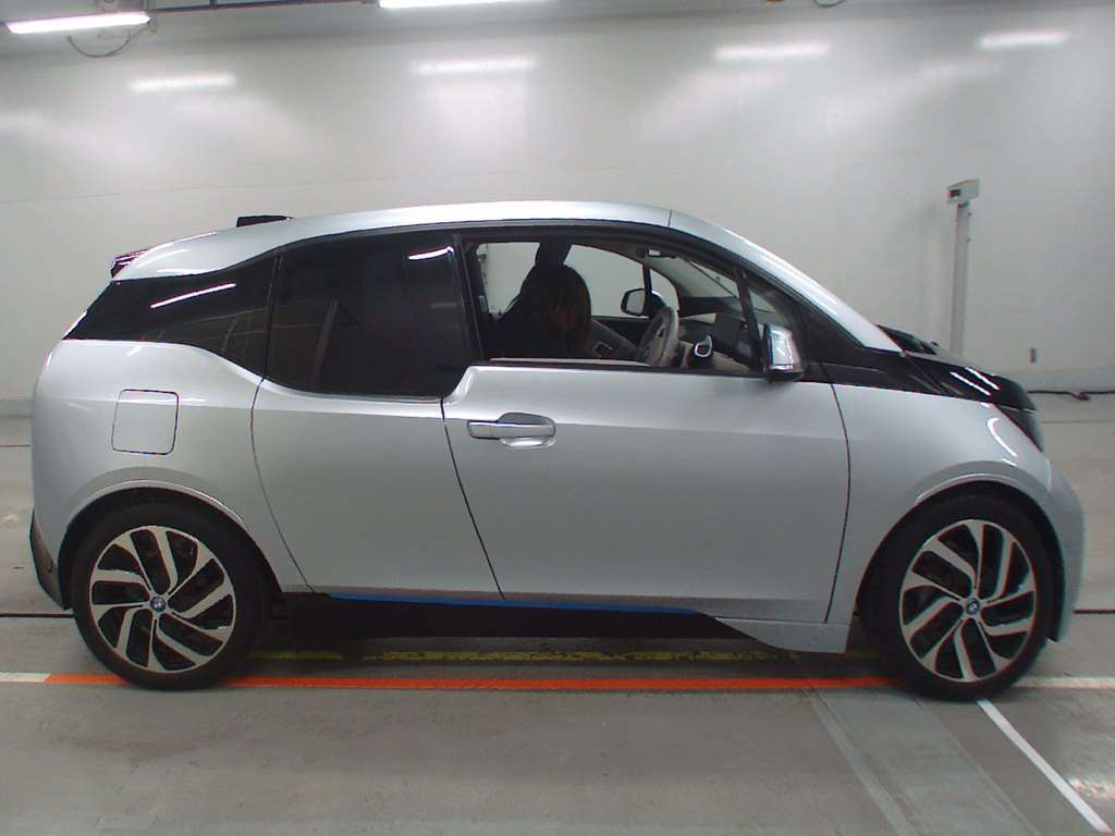 2015 BMW i3 1Z00[2]