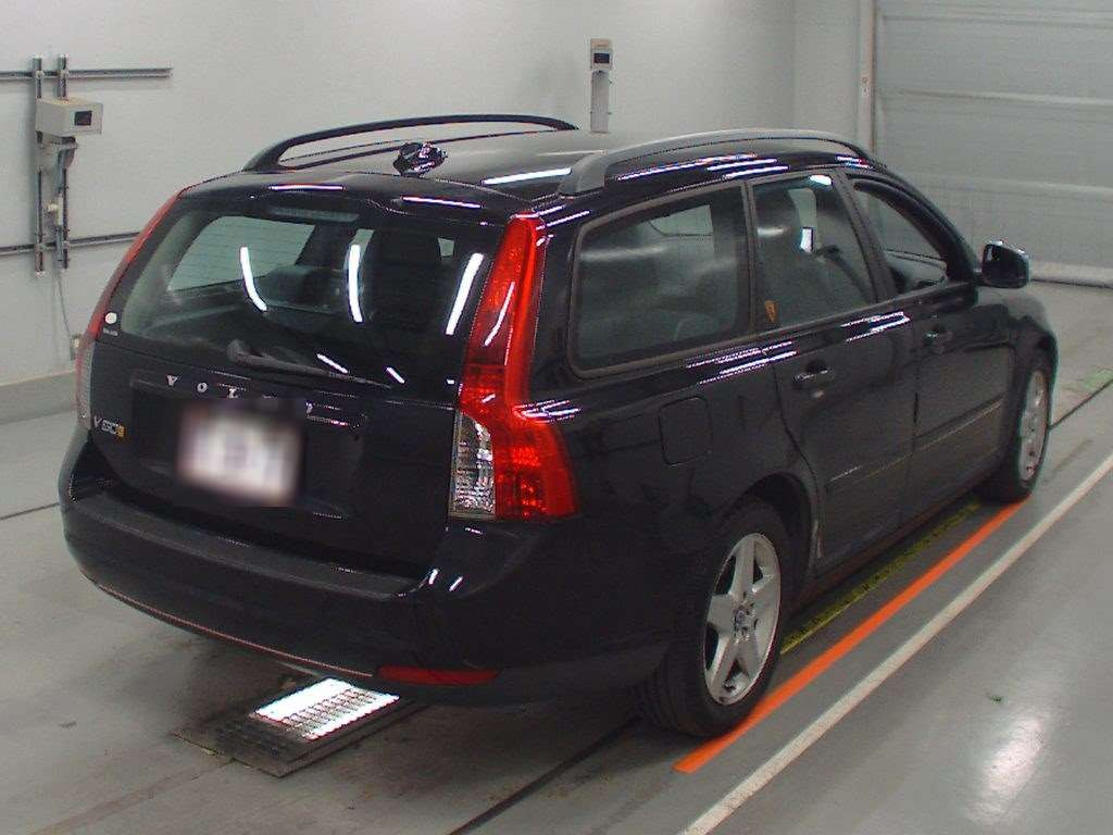 2010 Volvo V50 MB4204S[1]