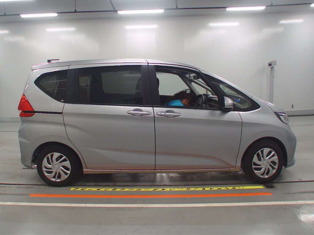 2020 Honda Freed GB5[2]