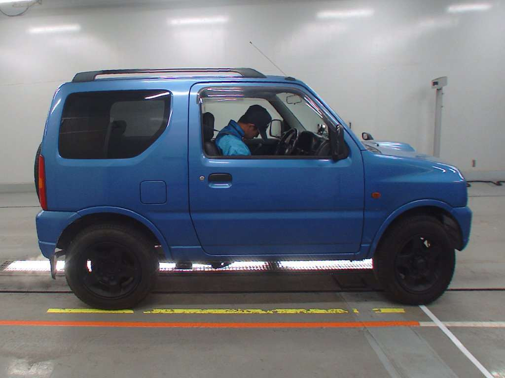 2001 Suzuki Jimny JB23W[2]