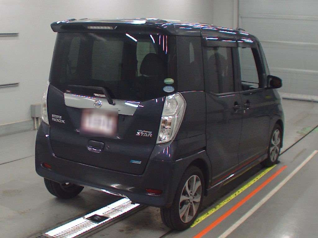 2014 Nissan DAYZ ROOX B21A[1]