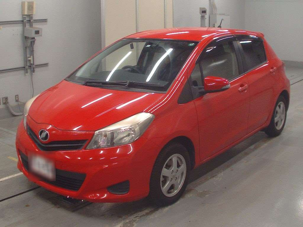 2014 Toyota Vitz NSP130[0]