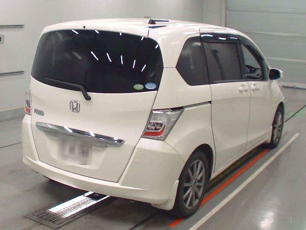 2011 Honda Freed GB3[1]