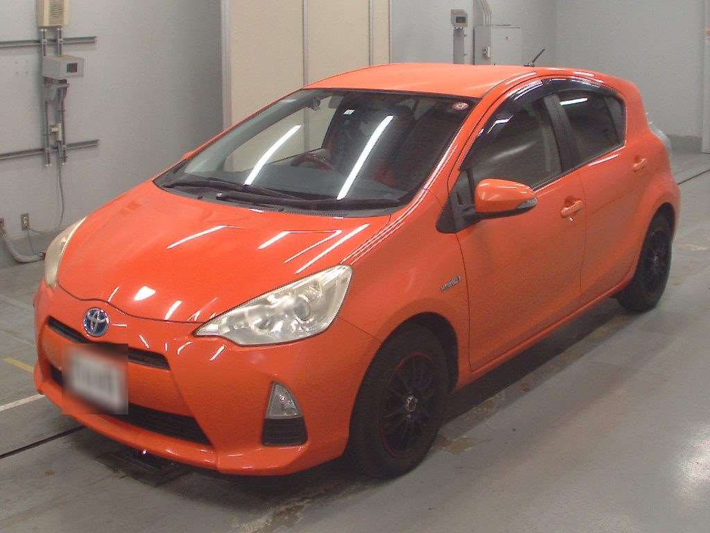 2012 Toyota Aqua NHP10[0]