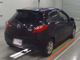 2013 Mazda Demio