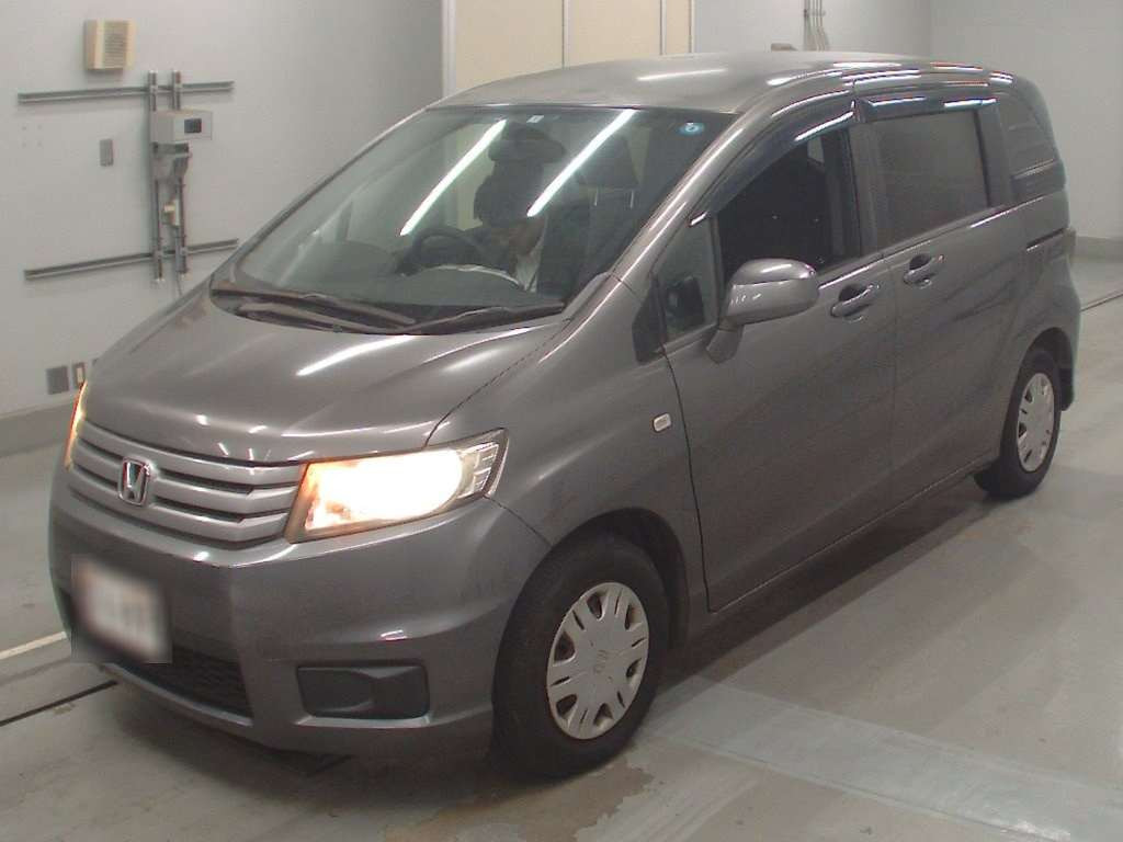 2011 Honda Freed Spike GB3[0]