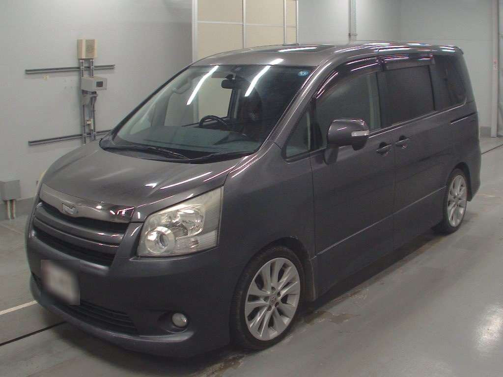 2009 Toyota Noah ZRR70W[0]