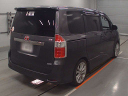 2009 Toyota Noah