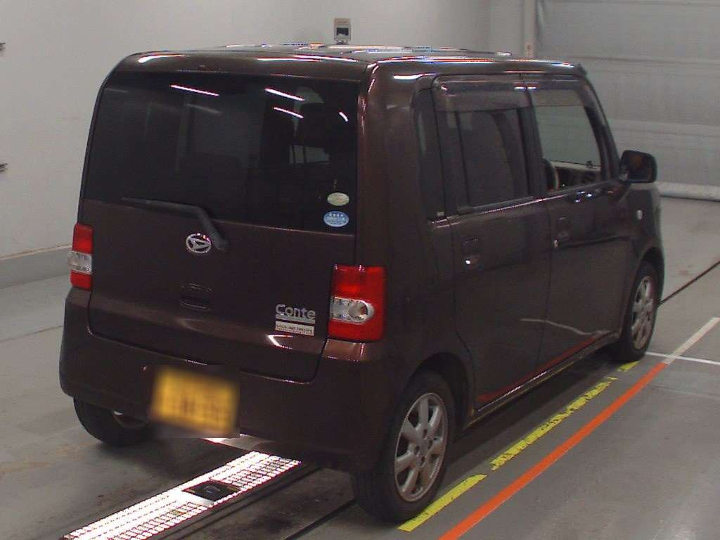 2010 Daihatsu Move Conte L575S[1]