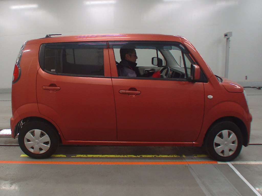 2012 Nissan Moco MG33S[2]