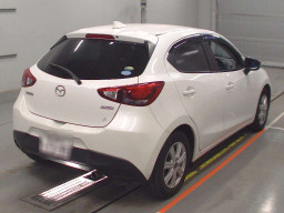 2016 Mazda Demio