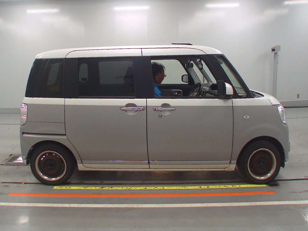 2018 Daihatsu Move Canbus LA800S[2]