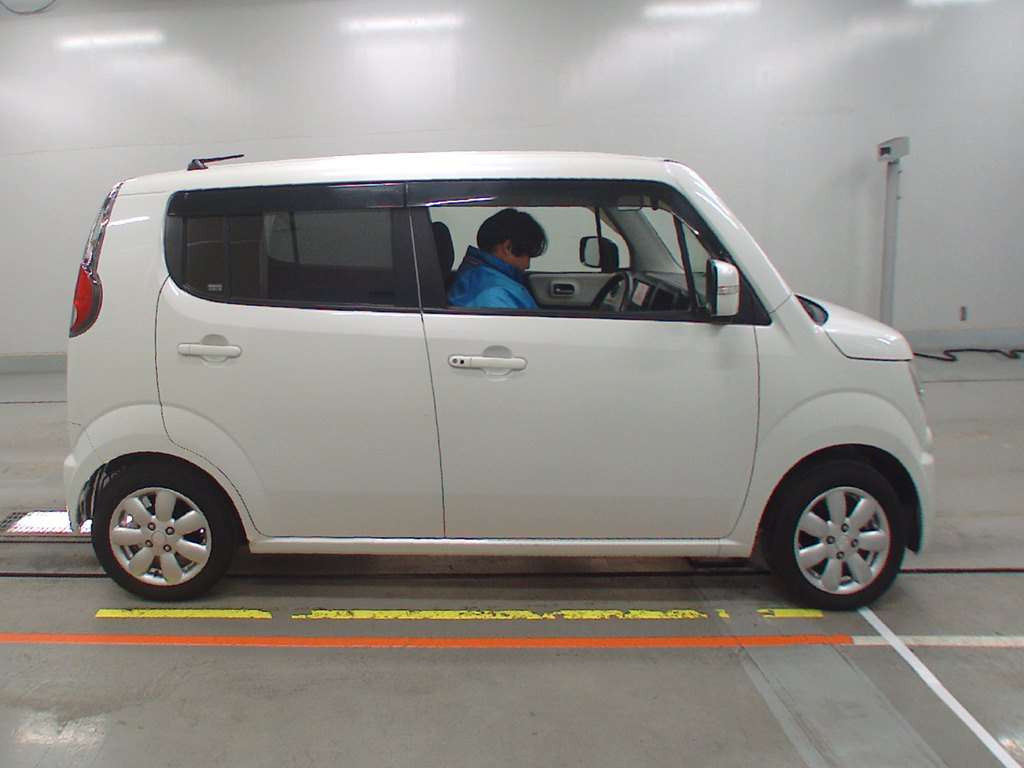 2013 Suzuki MR Wagon MF33S[2]