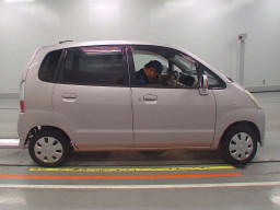 2004 Suzuki MR Wagon