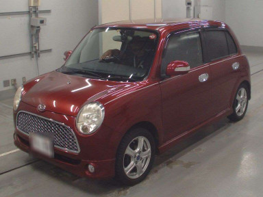 2005 Daihatsu Miragino