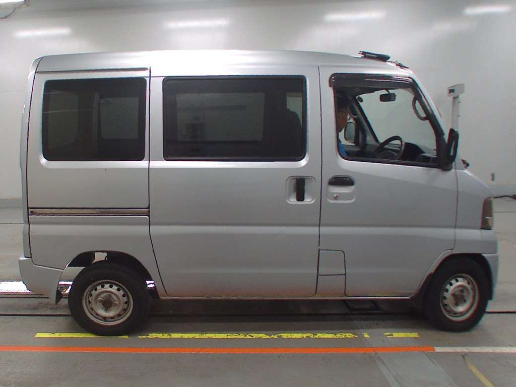 2005 Nissan Clipper Van U71V[2]