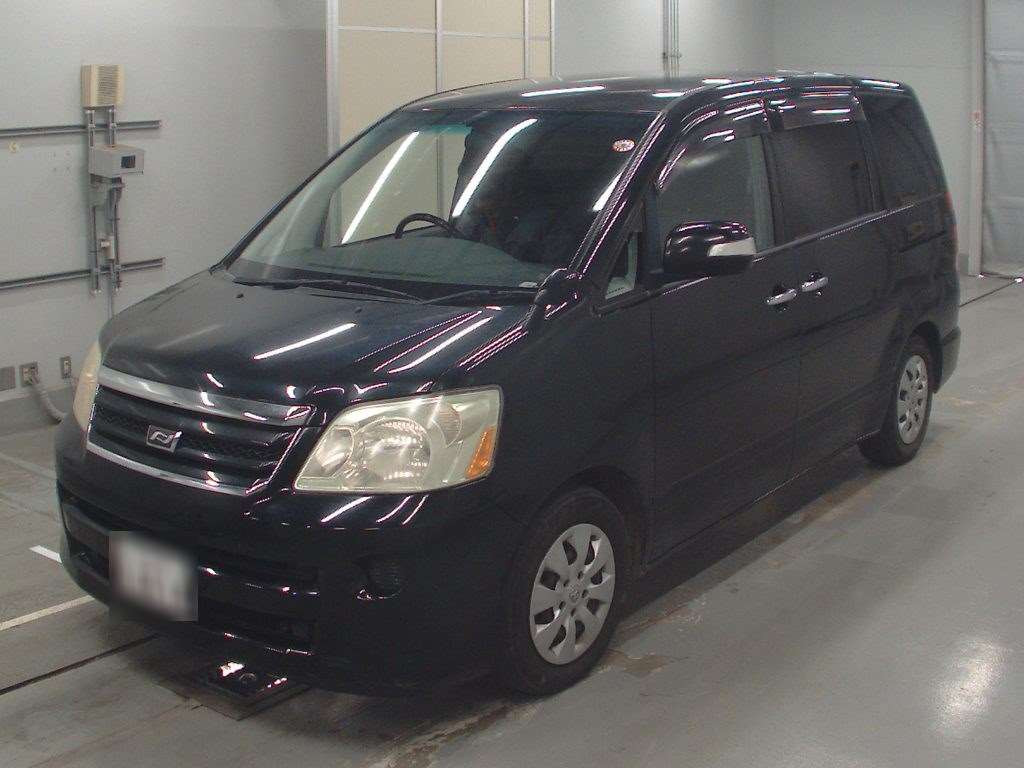 2006 Toyota Noah AZR60G[0]