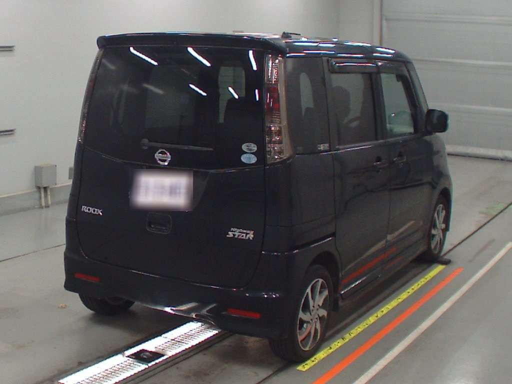 2011 Nissan Roox ML21S[1]