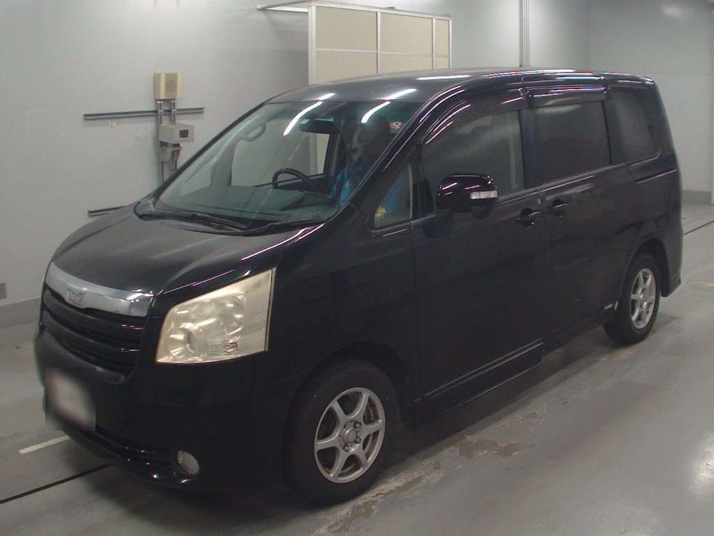 2007 Toyota Noah ZRR70G[0]