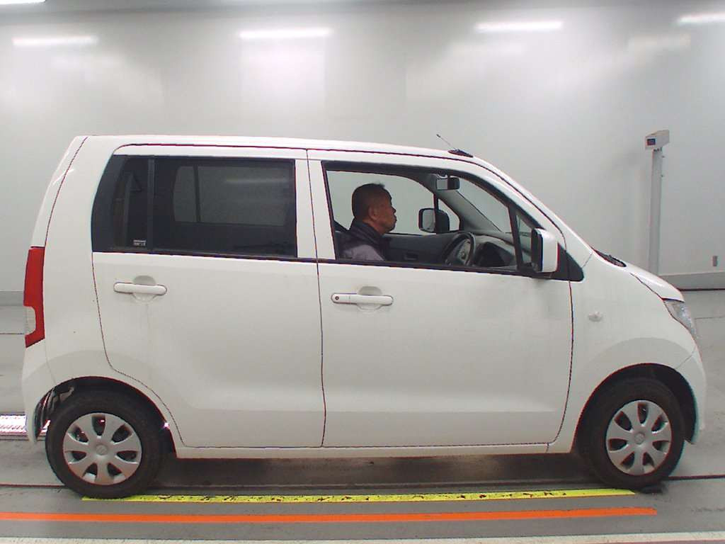 2011 Suzuki Wagon R MH23S[2]