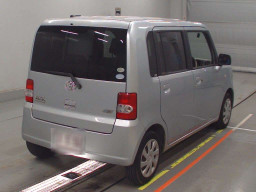 2011 Toyota Pixis Space