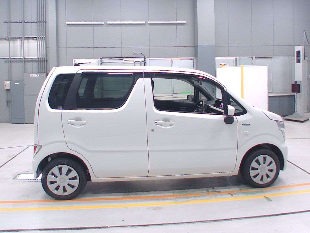 2017 Suzuki Wagon R MH55S[2]